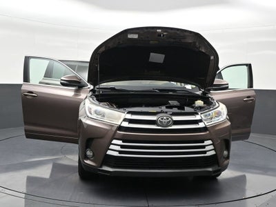 2018 Toyota Highlander LE