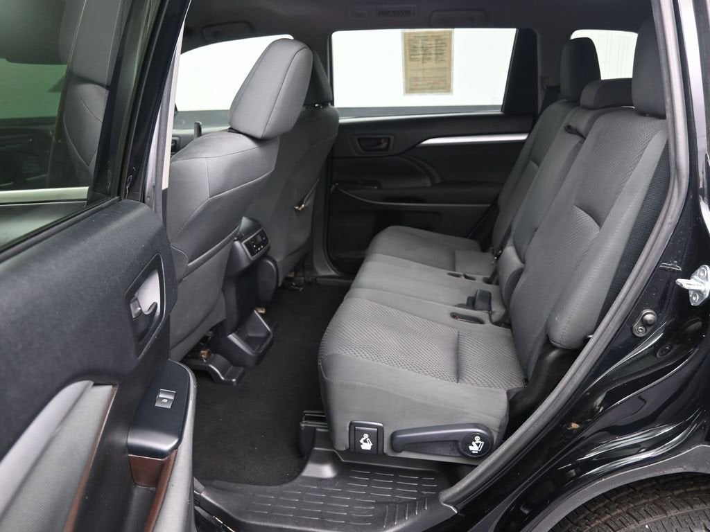 2018 Toyota Highlander LE