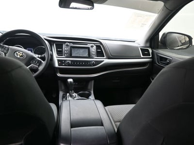 2018 Toyota Highlander LE
