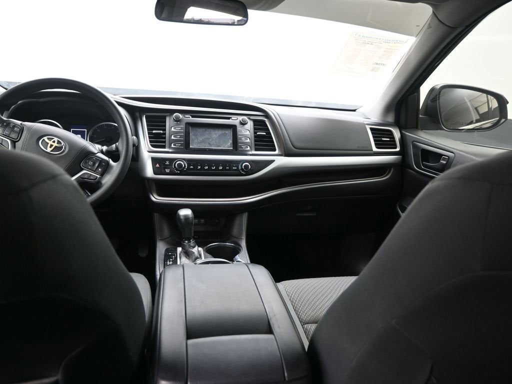 2018 Toyota Highlander LE