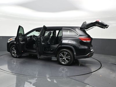 2018 Toyota Highlander LE