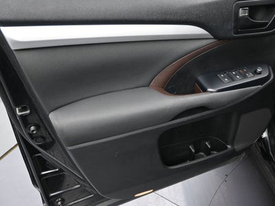 2018 Toyota Highlander LE