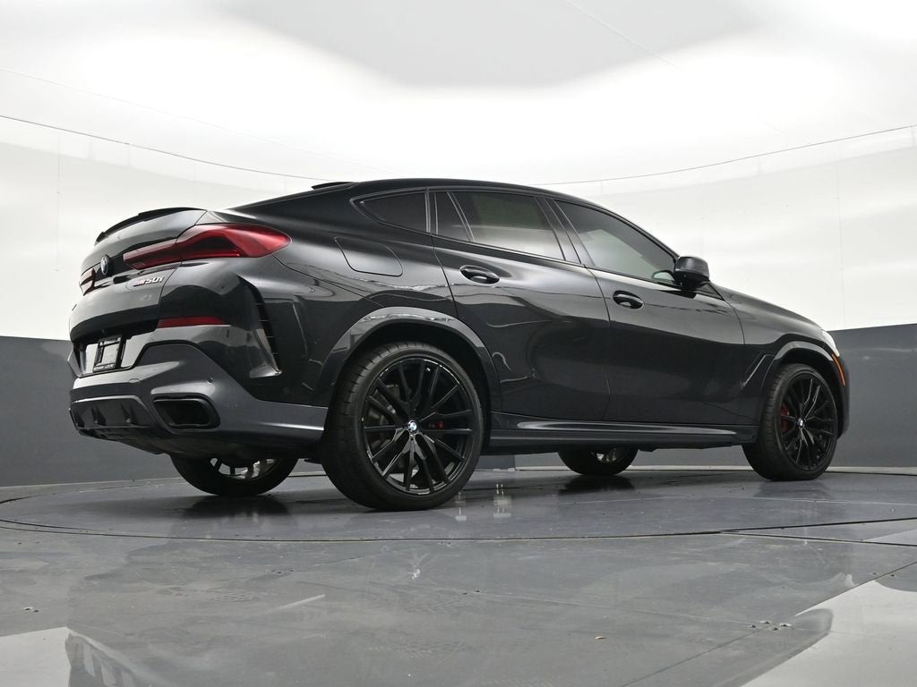 2021 BMW X6 M50i