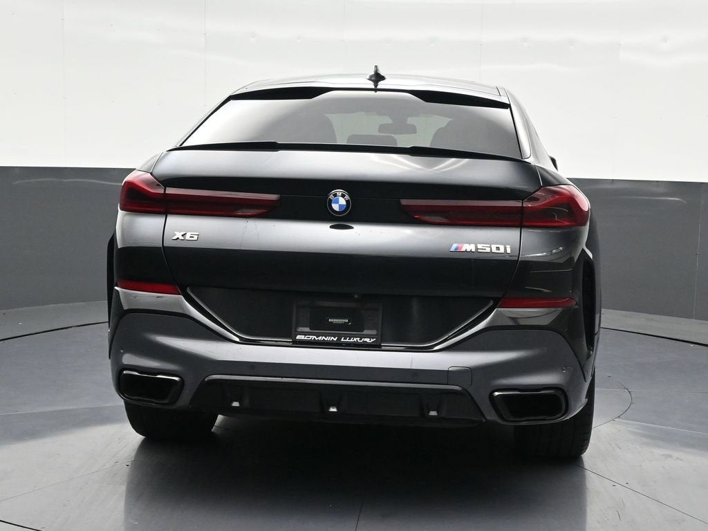 2021 BMW X6 M50i