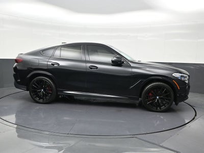 2021 BMW X6 M50i