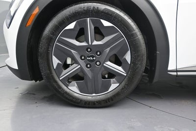 2025 Kia EV6 Light