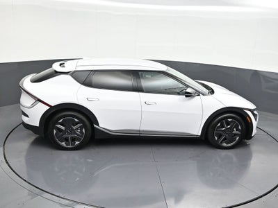 2025 Kia EV6 Light