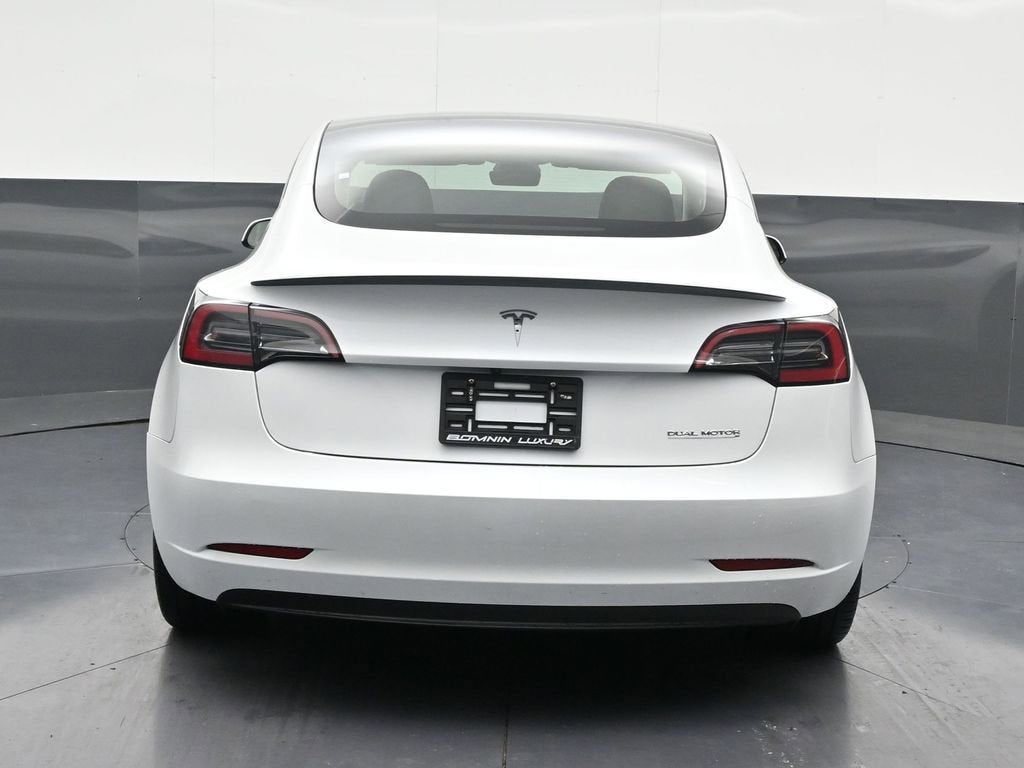 2023 Tesla Model 3 Performance