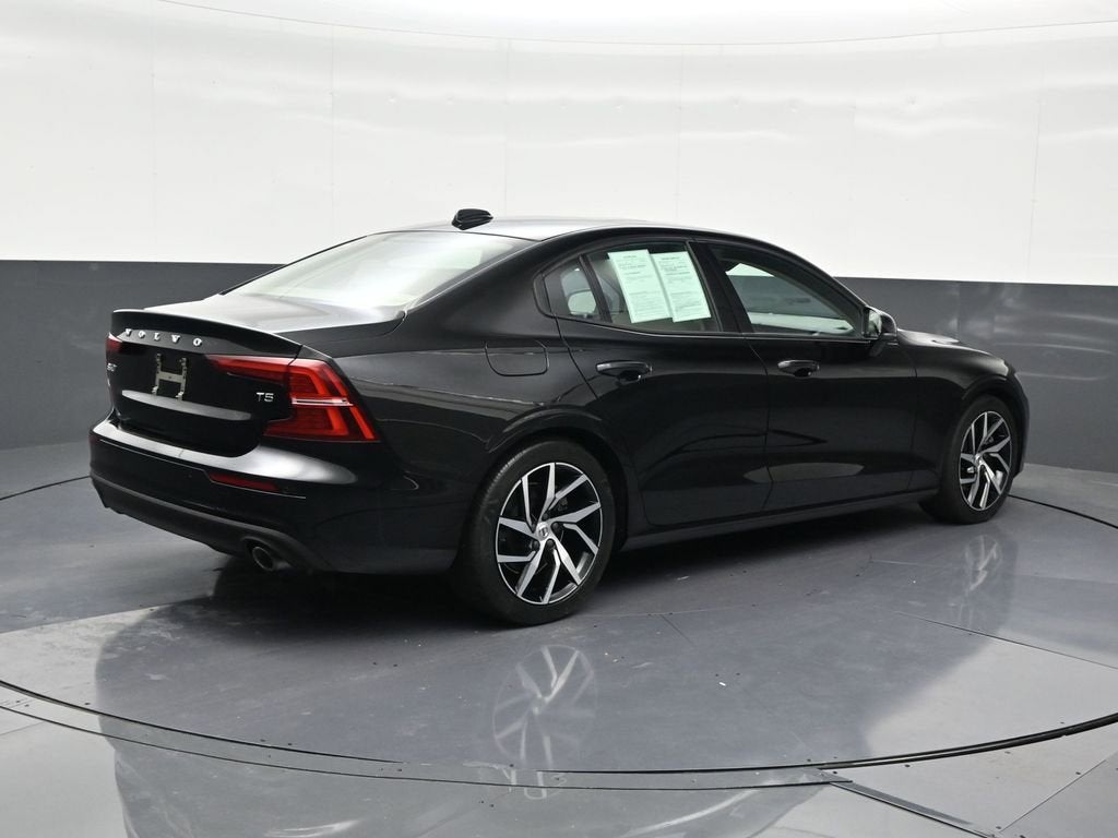 2019 Volvo S60 Momentum