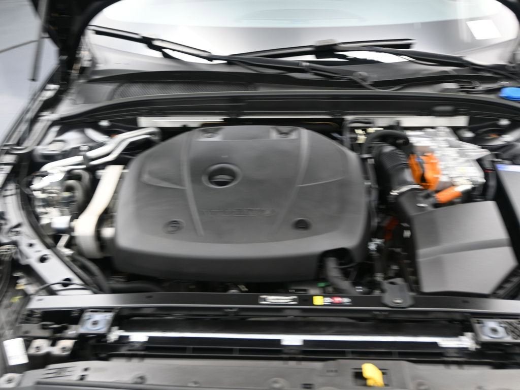 2024 Volvo S60 Recharge Plug-In Hybr Plus Dark Theme