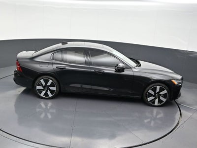 2024 Volvo S60 Recharge Plug-In Hybr Plus Dark Theme