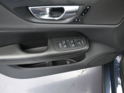 2023 Volvo S60 Core Dark Theme