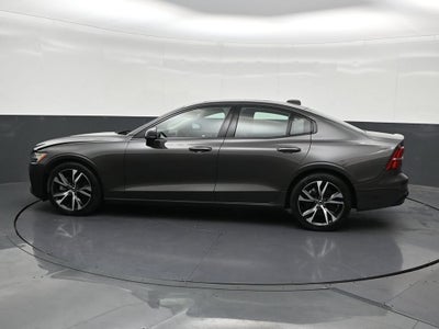 2024 Volvo S60 Core Dark Theme