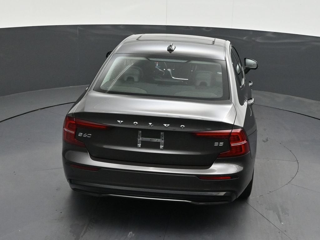 2024 Volvo S60 Core Dark Theme