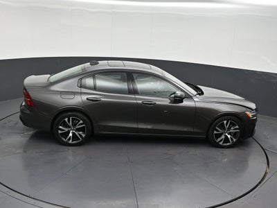 2024 Volvo S60 Core Dark Theme