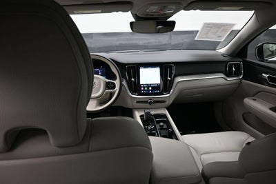 2024 Volvo S60 Plus Dark Theme