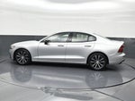 2022 Volvo S60 Momentum