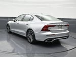2022 Volvo S60 Momentum