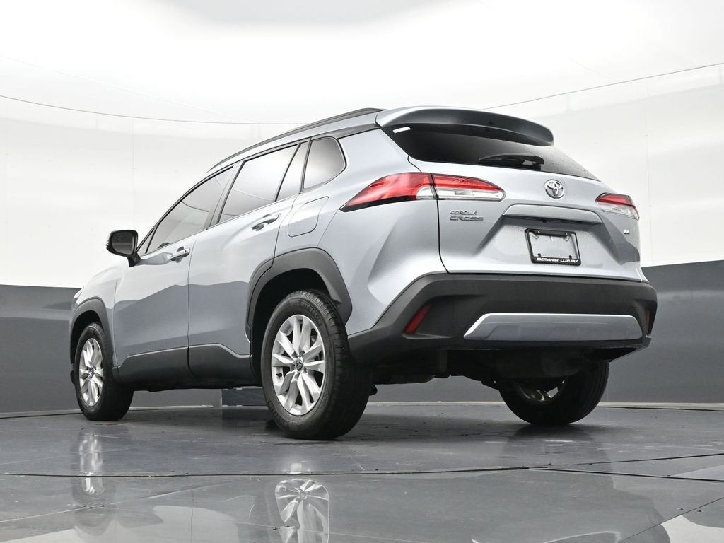 2023 Toyota Corolla Cross LE