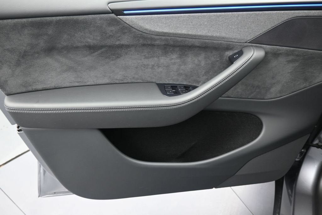 2026 Tesla Model Y Premium