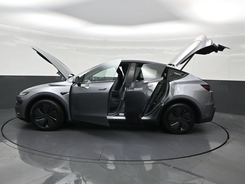 2026 Tesla Model Y Premium