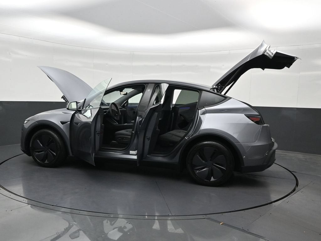 2026 Tesla Model Y Premium