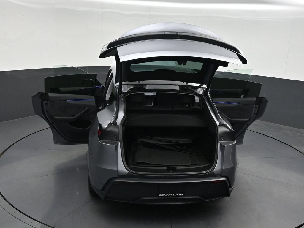 2026 Tesla Model Y Premium