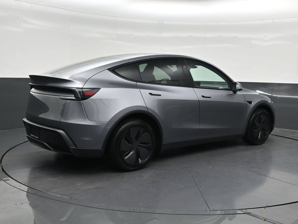 2026 Tesla Model Y Premium
