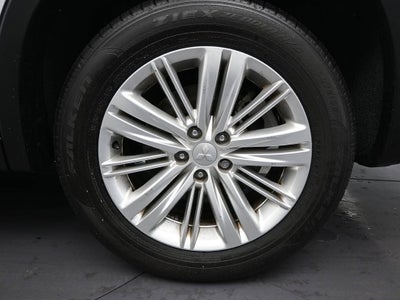 2024 Mitsubishi Outlander ES