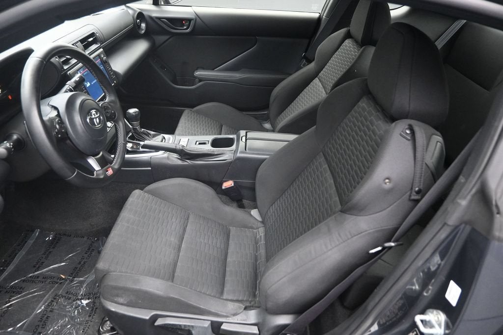 2024 Toyota GR86 2DR AT