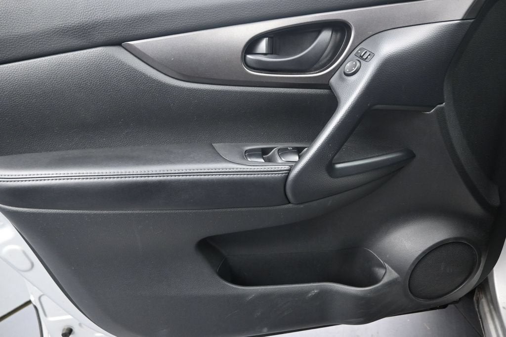 2020 Nissan Rogue Sport S FWD Xtronic CVT