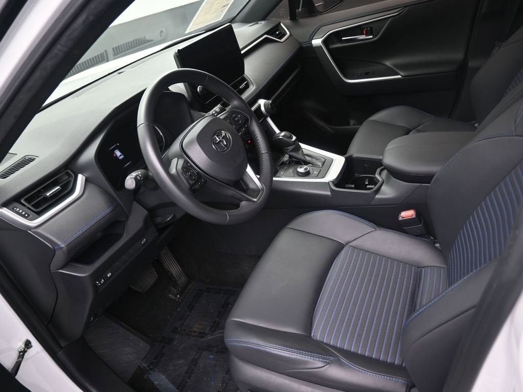 2025 Toyota RAV4 Hybrid XSE