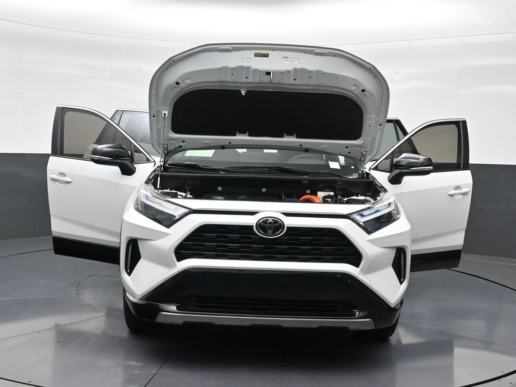 2025 Toyota RAV4 Hybrid XSE