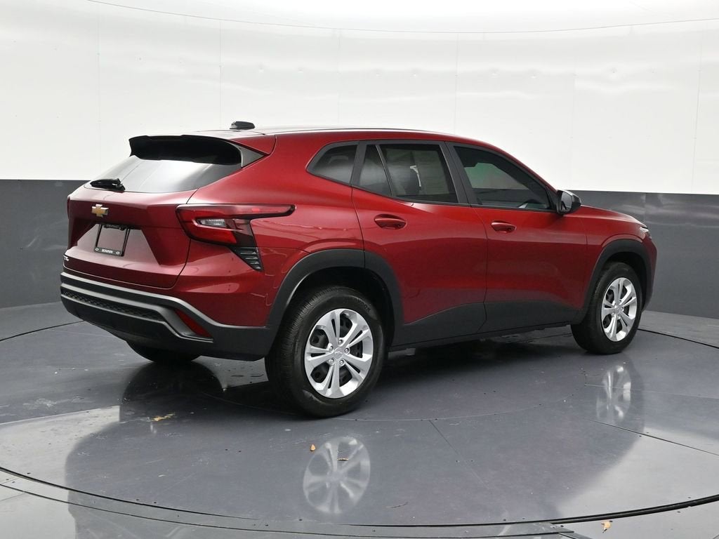 2025 Chevrolet Trax LS