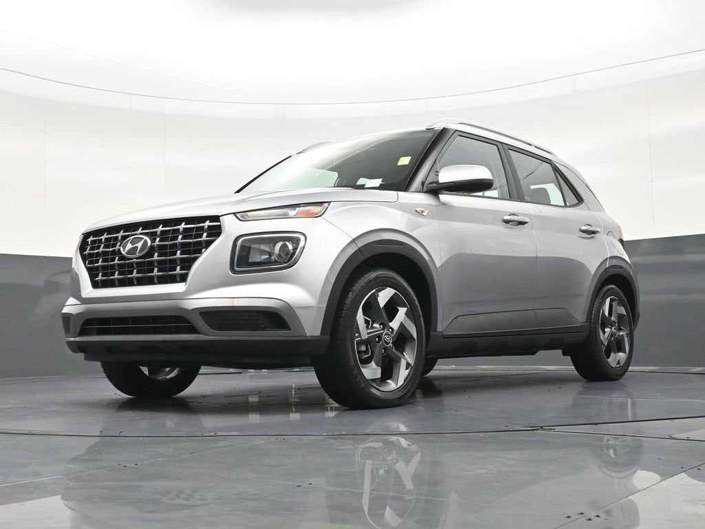 2023 Hyundai Venue SEL