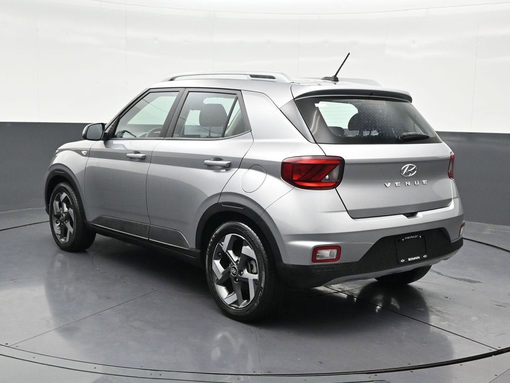2023 Hyundai Venue SEL