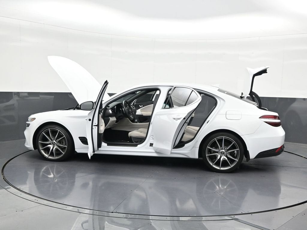 2023 Genesis G70 2.0T