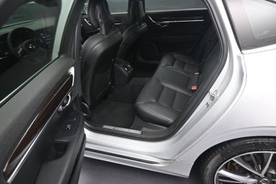 2019 Volvo S90 T6 Momentum