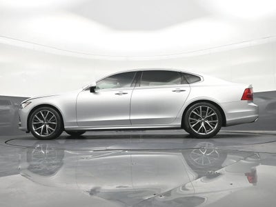 2019 Volvo S90 T6 Momentum