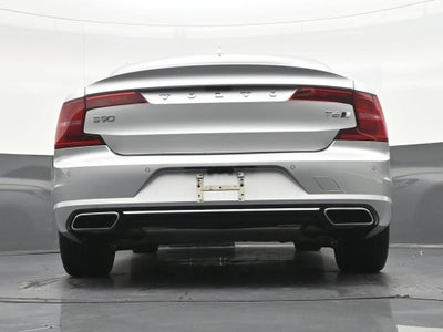 2019 Volvo S90 T6 Momentum