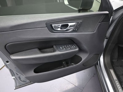 2019 Volvo XC60 Momentum