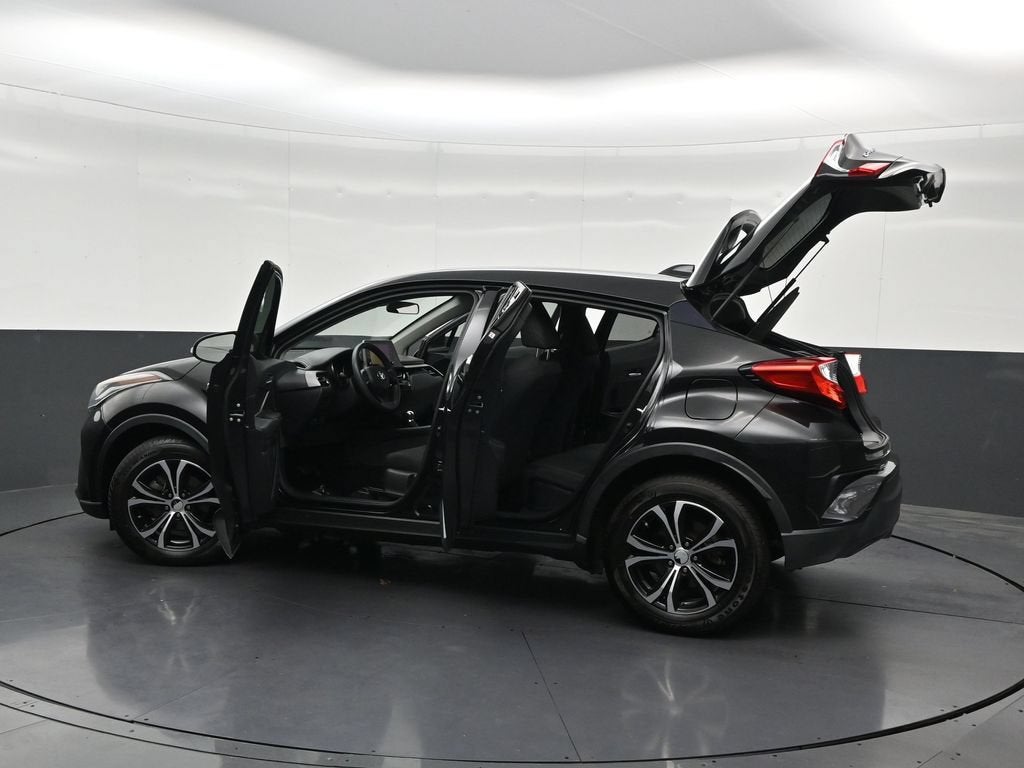 2021 Toyota C-HR LE