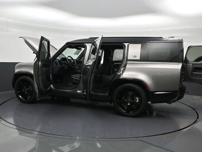 2024 Land Rover Defender 130 P400 X-Dynamic SE
