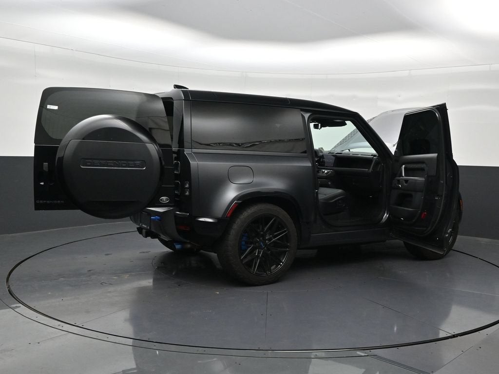 2023 Land Rover Defender 90 Carpathian Edition