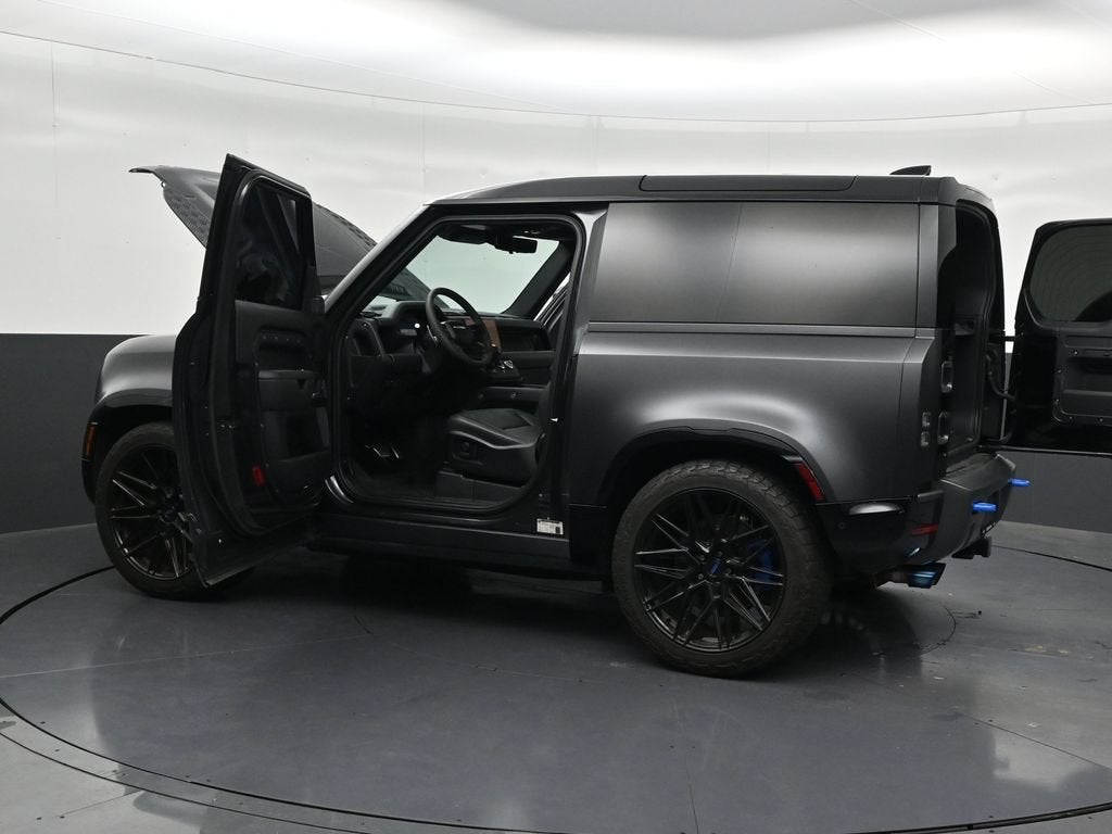 2023 Land Rover Defender 90 Carpathian Edition