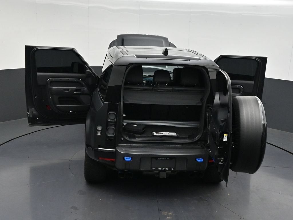 2023 Land Rover Defender 90 Carpathian Edition
