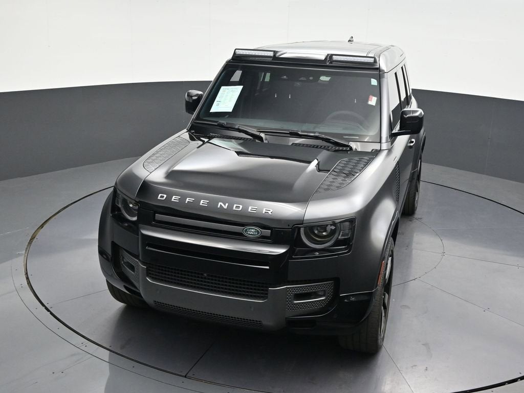 2022 Land Rover Defender V8