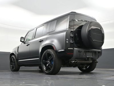 2022 Land Rover Defender V8