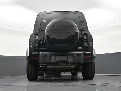 2022 Land Rover Defender V8