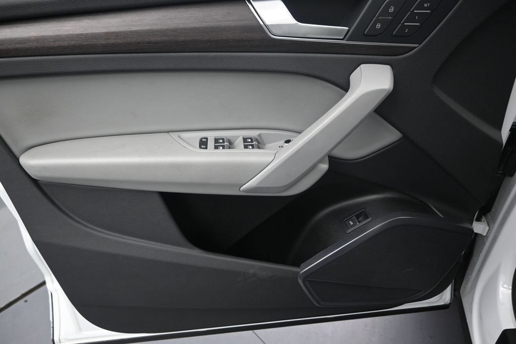 2022 Audi Q5 Premium